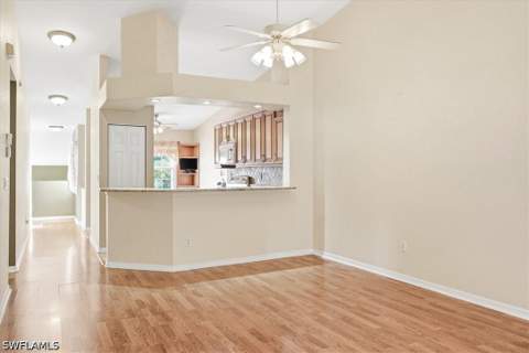 2526 Orchid Bay Dr 202, Naples FL - photo 12 of 32