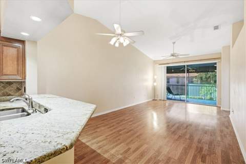 2526 Orchid Bay Dr 202, Naples FL - photo 15 of 32