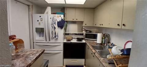 1207 Tropic Ter, North Fort Myers FL - photo 8 of 26