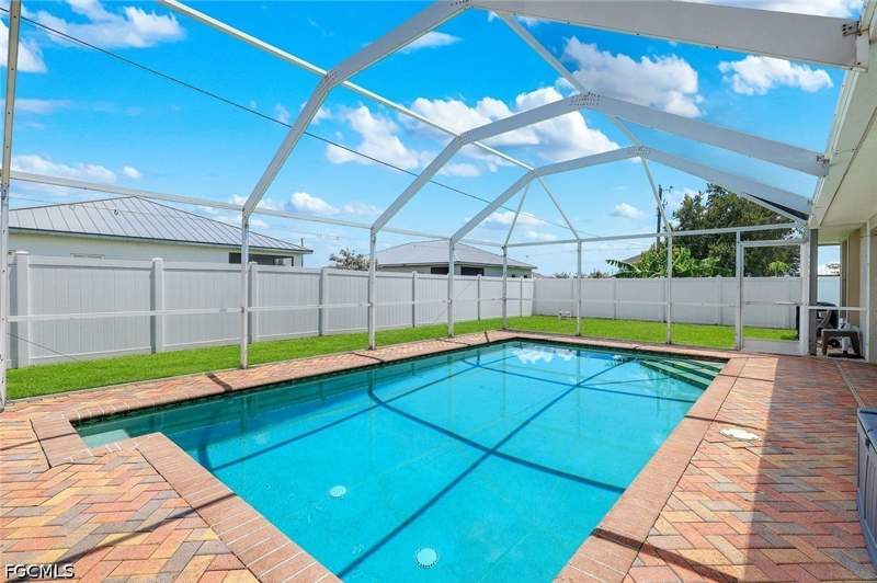 3 bedroom SingleFamilyResidence at 1815 NE 2nd Pl, Cape Coral, Cape Coral — photo 3