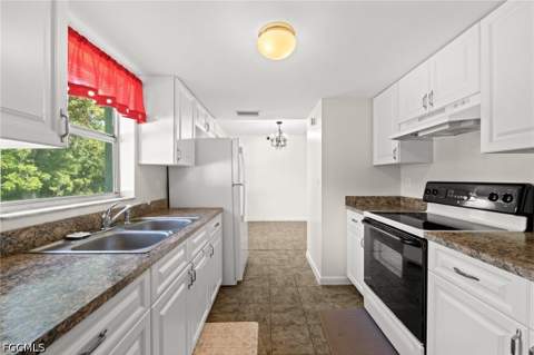 2976 Ribbon Ct, Fort Myers FL - photo 13 of 28