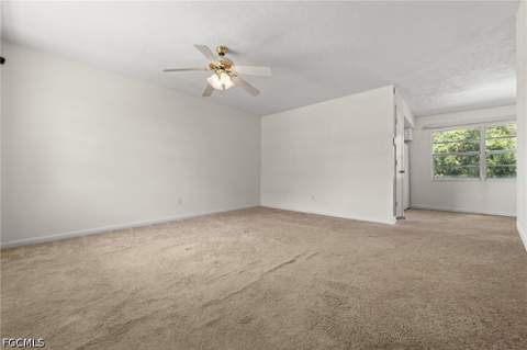 2976 Ribbon Ct, Fort Myers FL - photo 7 of 28