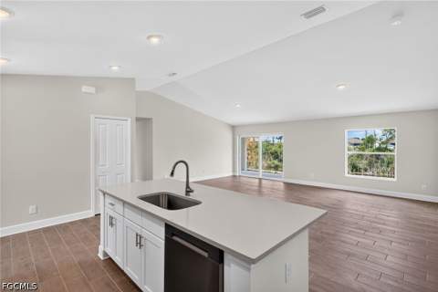 2821 NW 22nd Pl, Cape Coral FL - photo 13 of 32
