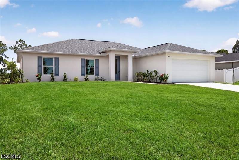 4 bedroom SingleFamilyResidence at 2821 NW 22nd Pl, Cape Coral, Cape Coral — photo 2