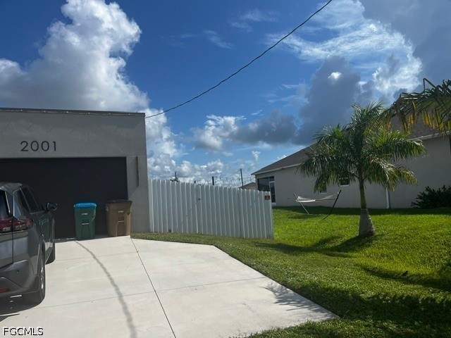 4 bedroom SingleFamilyResidence at 2001 NW Embers Ter, Cape Coral, Cape Coral — photo 3