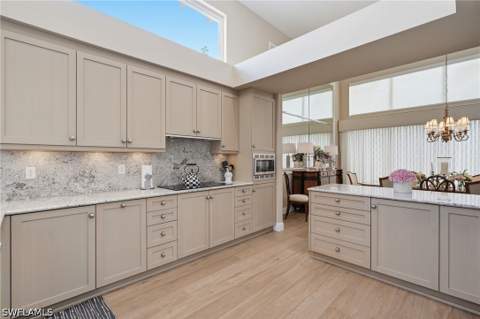7976 Grand Bay Dr 5, Naples FL - photo 10 of 37
