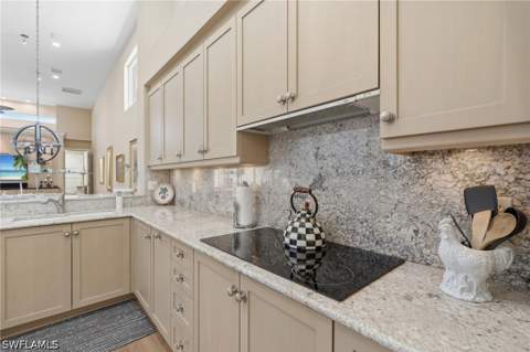 7976 Grand Bay Dr 5, Naples FL - photo 11 of 37