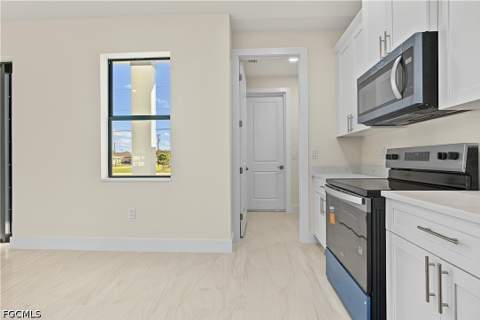 820 Lystra Ave, Fort Myers FL - photo 11 of 47