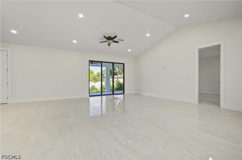 820 Lystra Ave, Fort Myers FL - photo 13 of 47