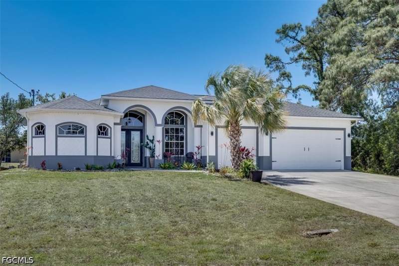5 bedroom SingleFamilyResidence at 3007 8th St W, Lehigh Acres, Lehigh Acres — photo 3