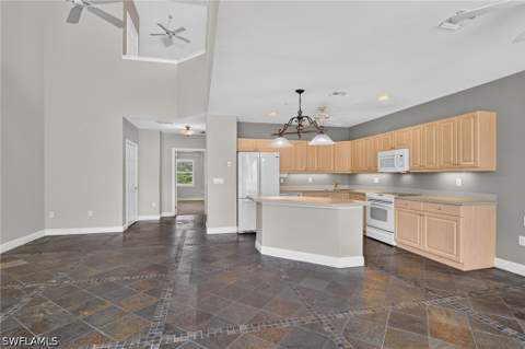 3623 Edgewood Ave, Fort Myers FL - photo 9 of 50