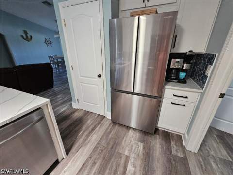 4120 NE 21st Pl, Cape Coral FL - photo 7 of 29