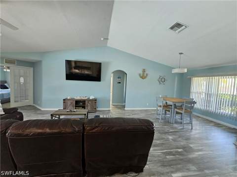 4120 NE 21st Pl, Cape Coral FL - photo 8 of 29