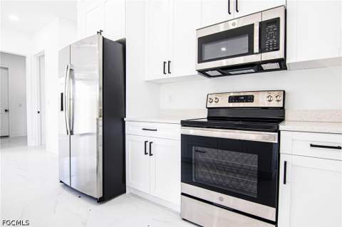 1836 Lindsay St, Lehigh Acres FL - photo 12 of 32