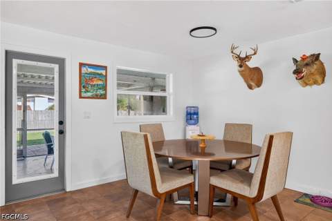 2950 Holly Rd, Fort Myers FL - photo 6 of 25