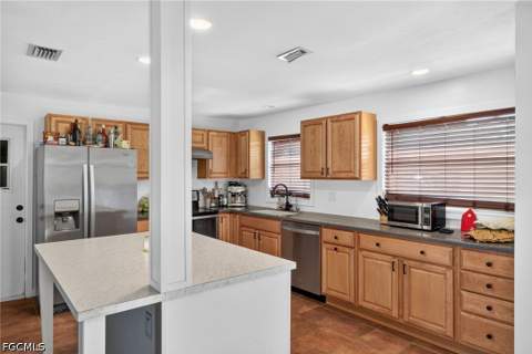 2950 Holly Rd, Fort Myers FL - photo 9 of 25