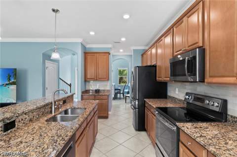 2414 Caslotti Way, Cape Coral FL - photo 7 of 33