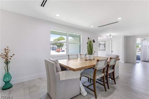 140 Egret St, Fort Myers Beach FL - photo 12 of 34