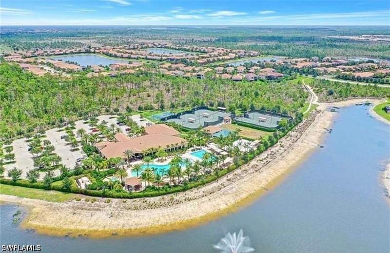 4 bedroom SingleFamilyResidence at 3910 Glacier Ct, Riverstone, Naples — photo 3