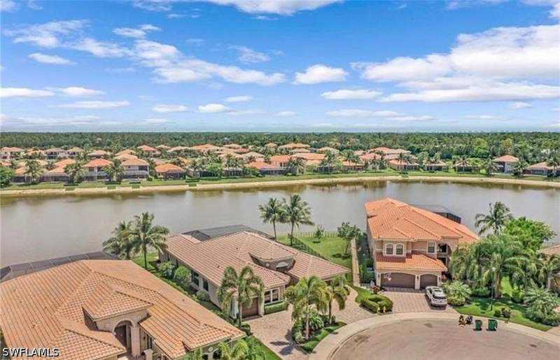 4 bedroom SingleFamilyResidence at 3910 Glacier Ct, Riverstone, Naples — photo 4