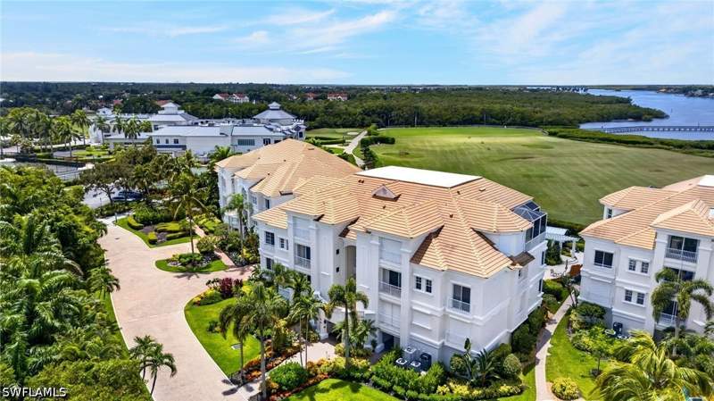 3 bedroom Condominium at 1600 Star Point Ln 2-201, Admirals Watch, Naples — photo 3