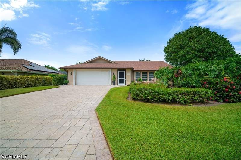 3 bedroom SingleFamilyResidence at 2236 Queens Blvd, Kings Lake, Naples — photo 5
