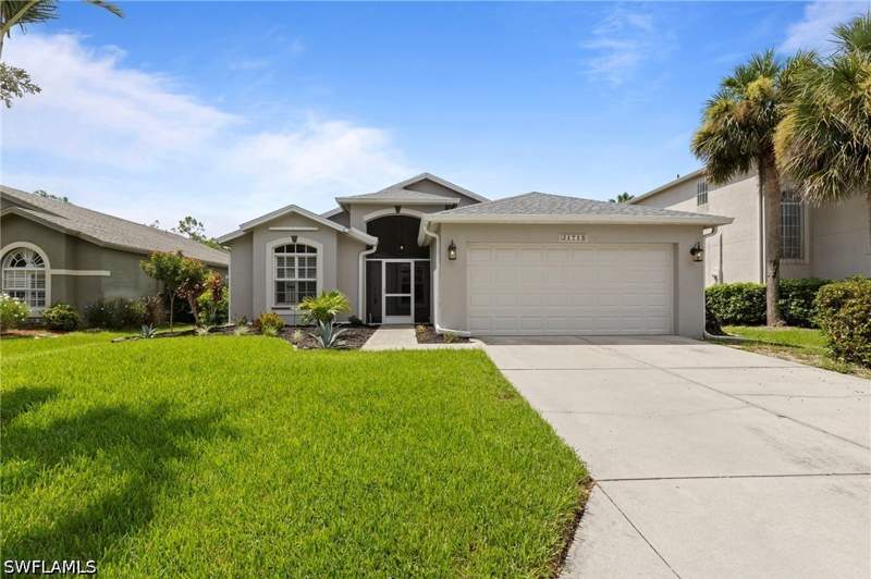 4 bedroom SingleFamilyResidence at 21715 Brixham Run Loop, Stoneybrook, Estero — photo 2