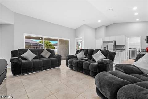 2829 SW 25th Ave, Cape Coral FL - photo 12 of 37
