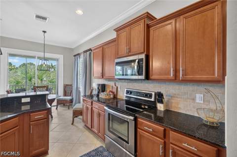12894 New Market St 202, Fort Myers FL - photo 14 of 35