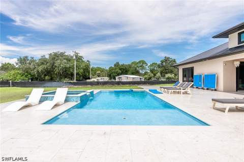 300 Montura Ave, Clewiston FL - photo 7 of 49