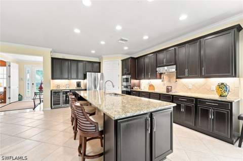 8910 Verducci Ct, Naples FL - photo 7 of 49