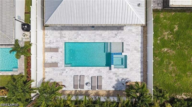 4 bedroom SingleFamilyResidence at 828 100th Ave N, Naples Park, Naples — photo 3