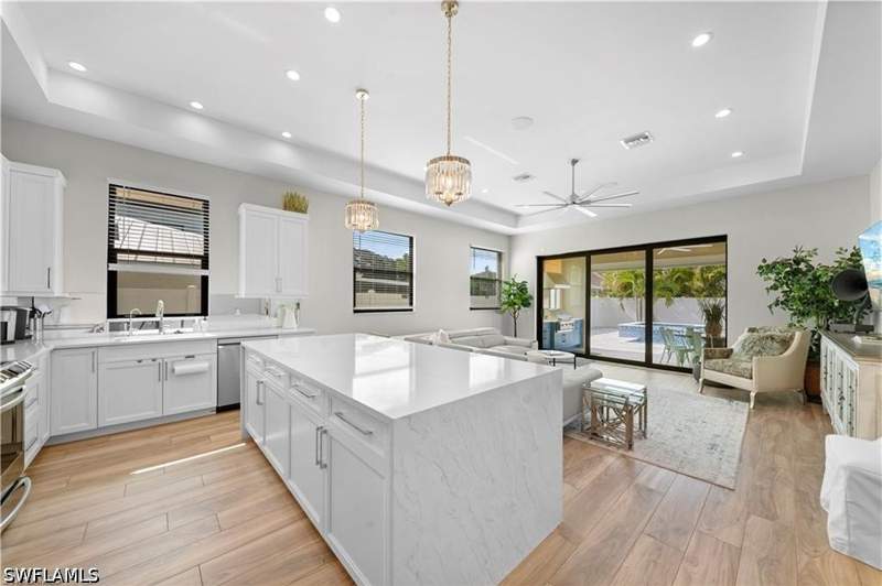 4 bedroom SingleFamilyResidence at 828 100th Ave N, Naples Park, Naples — photo 5