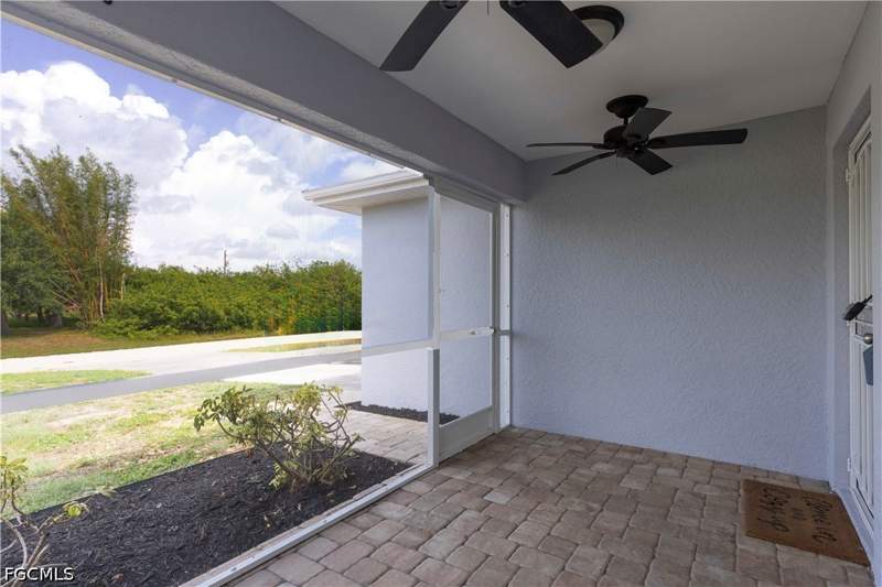 3 bedroom SingleFamilyResidence at 821 Casino Ave, Lehigh Acres, Lehigh Acres — photo 3