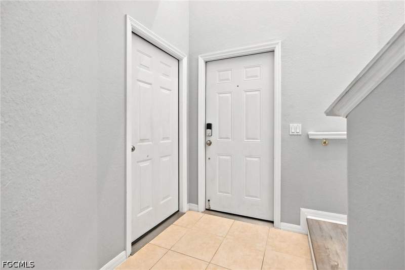2 bedroom Condominium at 14758 Calusa Palms Dr 203, Calusa Palms, Fort Myers — photo 4