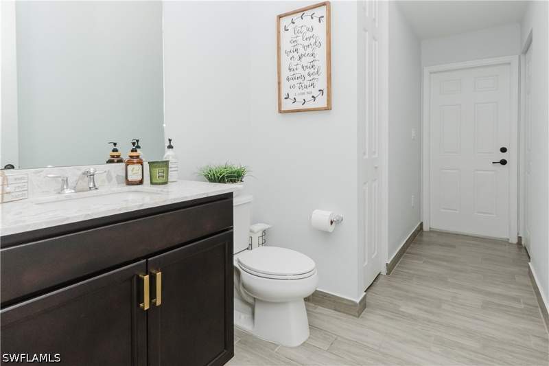 5 bedroom SingleFamilyResidence at 4870 Frattina St, Maple Ridge, Ave Maria — photo 4