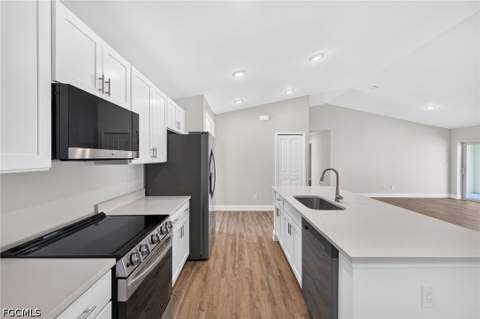 2532 NW 21st Ave, Cape Coral FL - photo 9 of 32