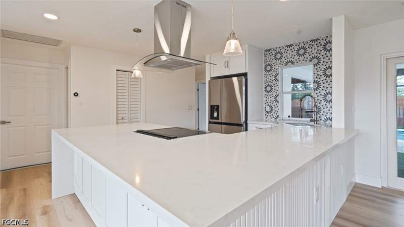 4 bedroom SingleFamilyResidence at 1393 White Cedar Ln, Foxmoor Pines, North Fort Myers — photo 5