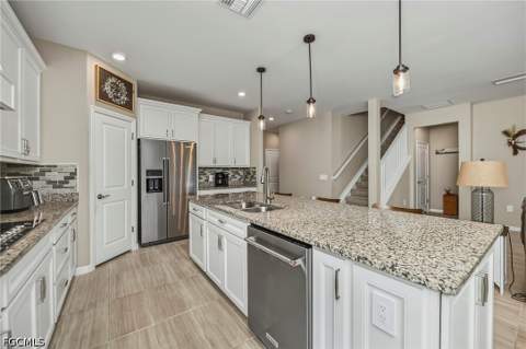 16241 Rosemallow Ln, Alva FL - photo 12 of 34
