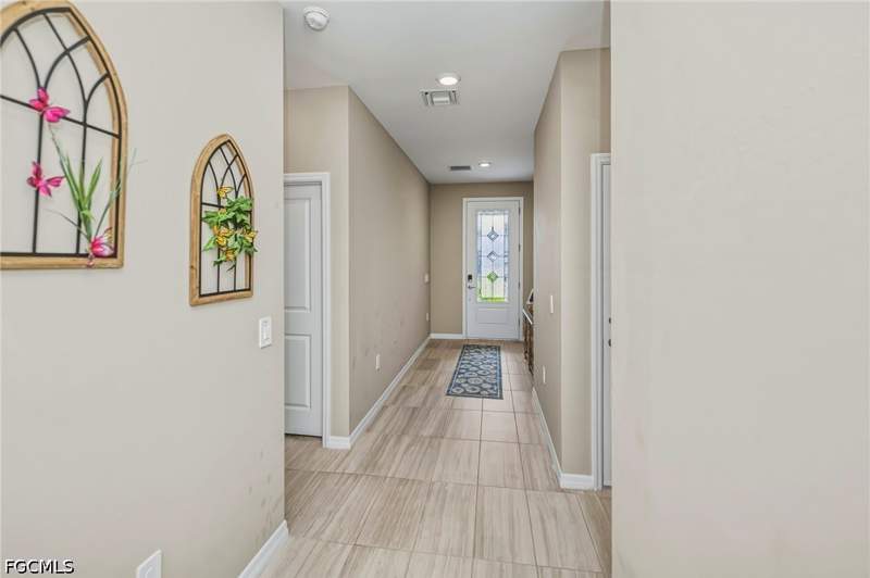 5 bedroom SingleFamilyResidence at 16241 Rosemallow Ln, Hampton Lakes, Alva — photo 5
