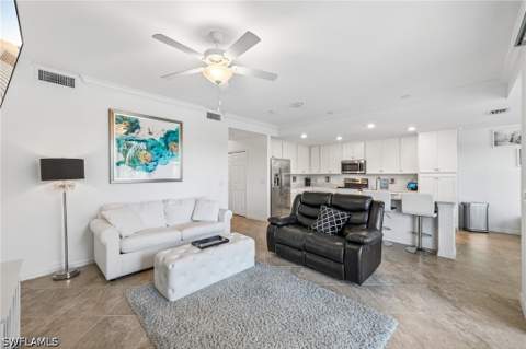 9584 Trevi Ct 5227, Naples FL - photo 13 of 44