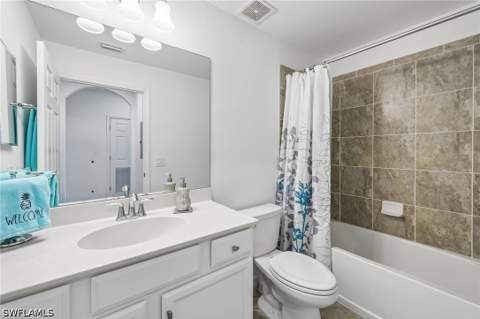 9584 Trevi Ct 5227, Naples FL - photo 7 of 44
