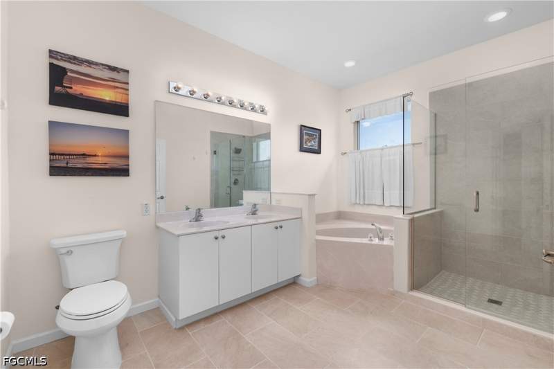 3 bedroom Condominium at 4219 Liron Ave 203, Province Park, Fort Myers — photo 4