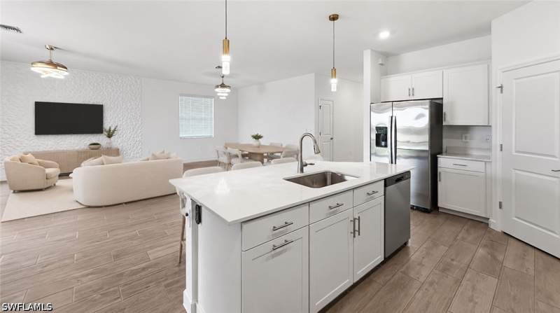 4 bedroom SingleFamilyResidence at 18531 Ives DR, VERDANA VILLAGE, Estero — photo 2