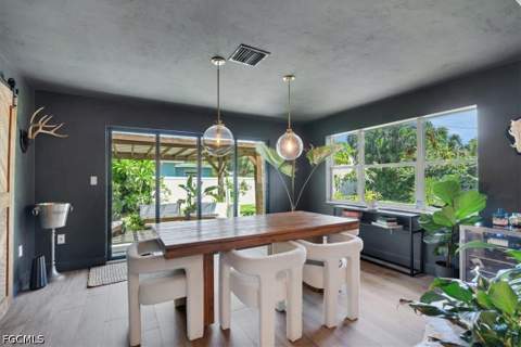 1635 Grove Ave, Fort Myers FL - photo 9 of 32