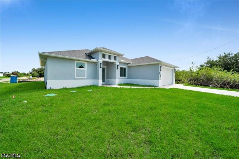 3 bedroom SingleFamilyResidence at 4119 17th St SW, Lehigh Acres, Lehigh Acres — photo 3