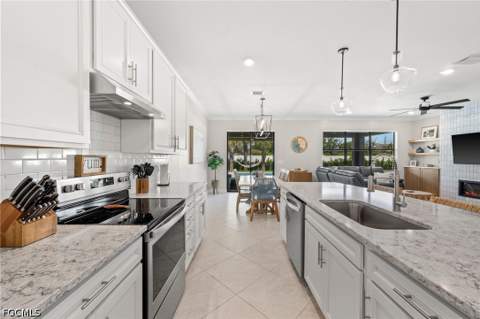 17200 Anesbury Pl, Fort Myers FL - photo 16 of 38