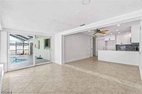 193 Hibiscus Dr, Fort Myers Beach FL - photo 10 of 47