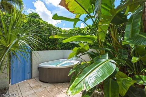 576 96th Ave N, Naples FL - photo 12 of 43