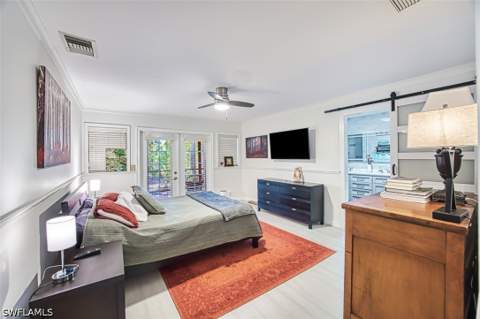 2490 Outrigger Ln, Naples FL - photo 15 of 36